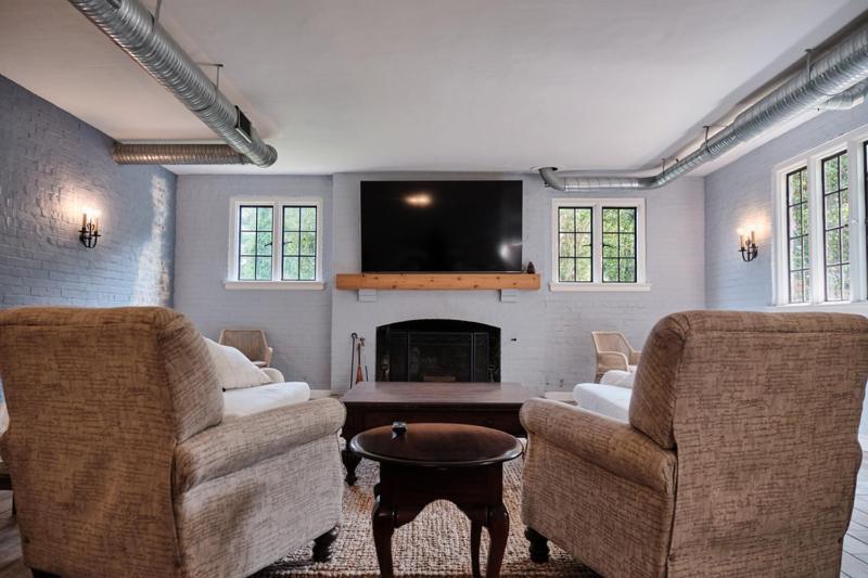サザンパインズ Duncraig Manor Bed & Breakfast エクステリア 写真