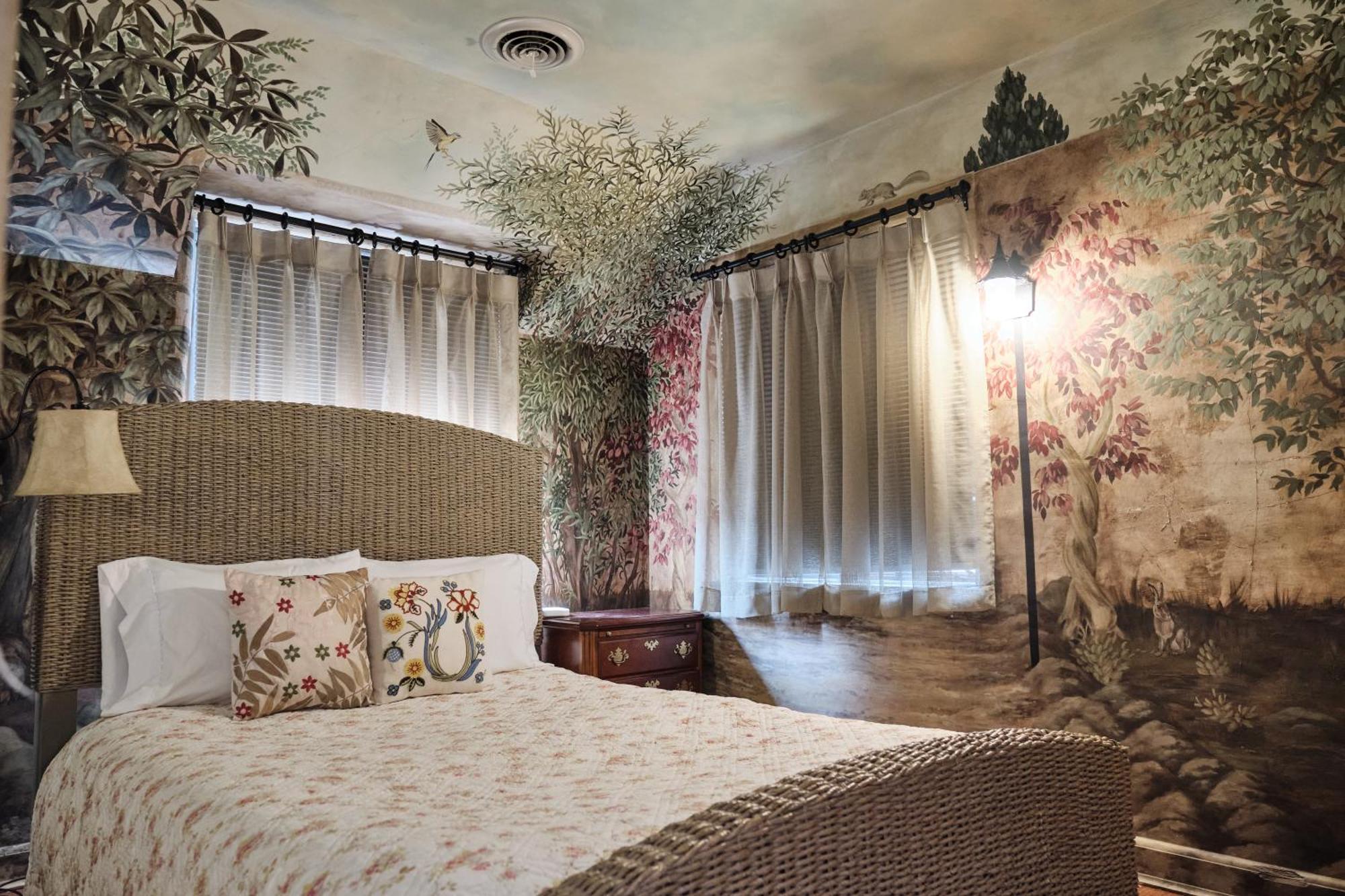 サザンパインズ Duncraig Manor Bed & Breakfast エクステリア 写真