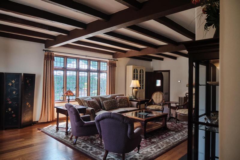 サザンパインズ Duncraig Manor Bed & Breakfast エクステリア 写真